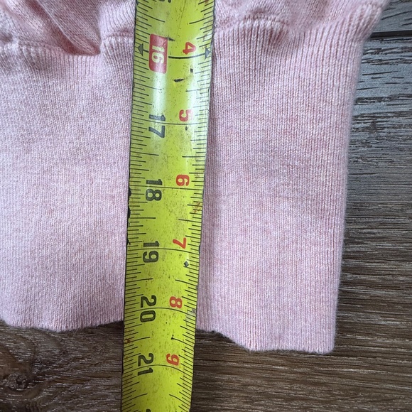Lululemon Crossover Ribbed Waist Sweater, Heather Dew Pink Sz 6 Fall, Cashmere - Picture 9 of 13
